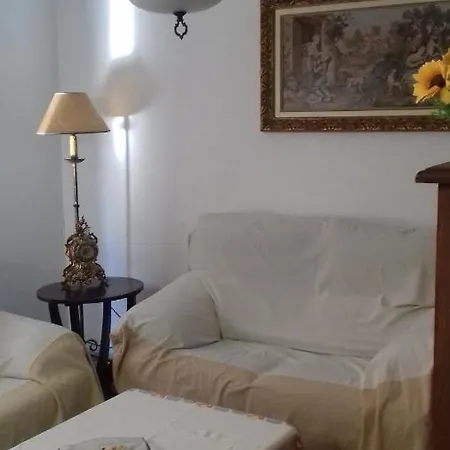 El Misteri Apartment *